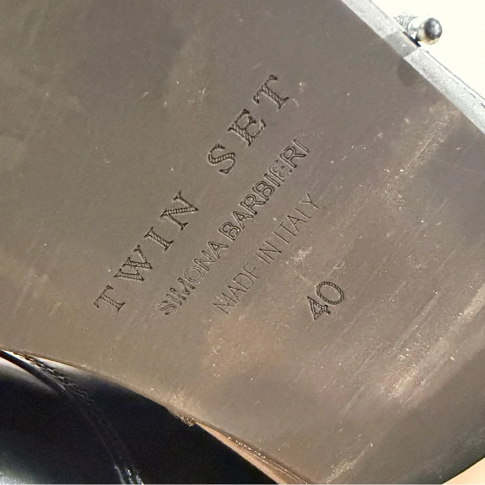 Authentic TWIN SET BY SIMONA BARBIERI Milano - EU 40/ 9.5-10 - Picture 6 of 11